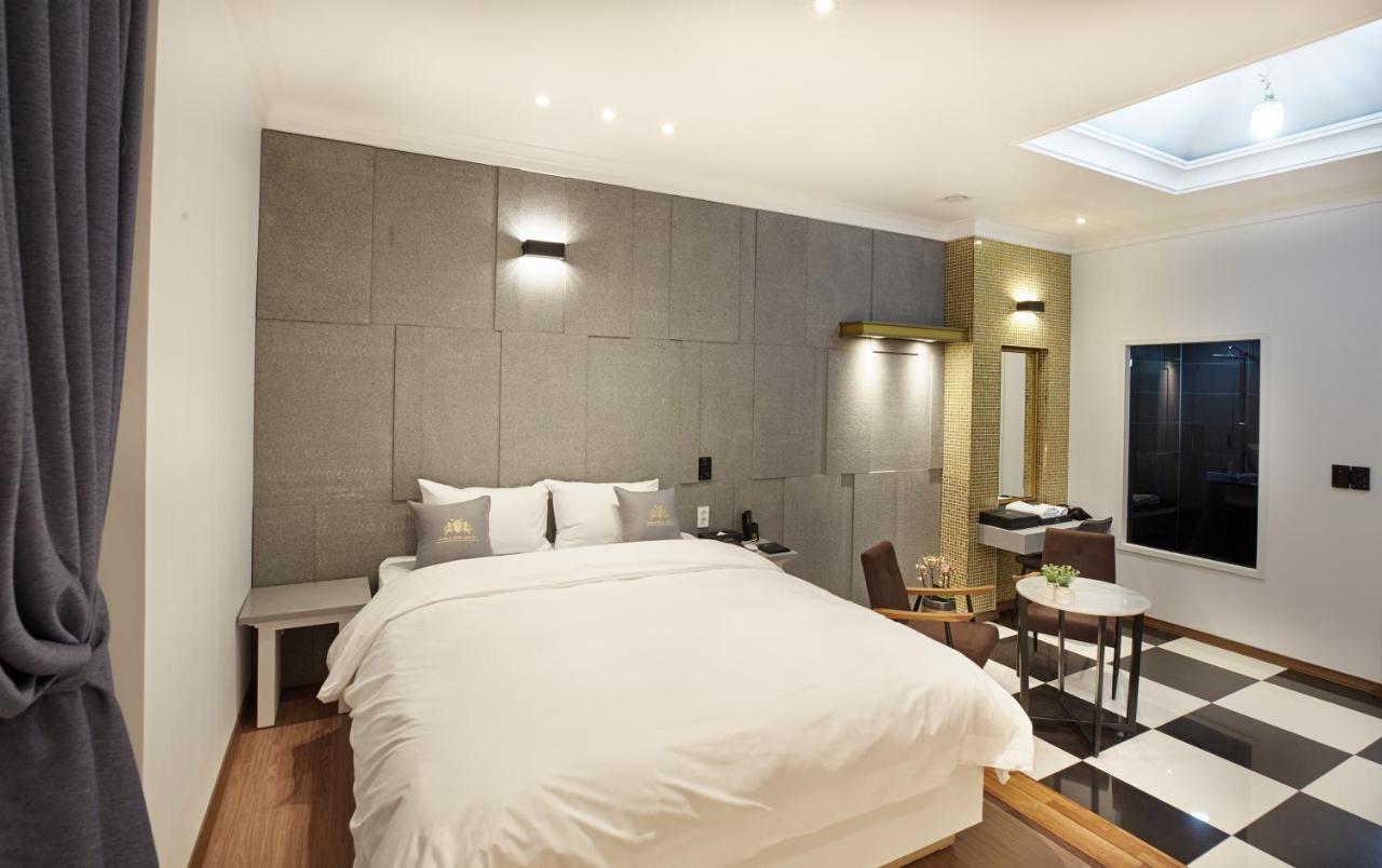 Noble Stay Hotel Gwangju Metropolitan City Exterior photo